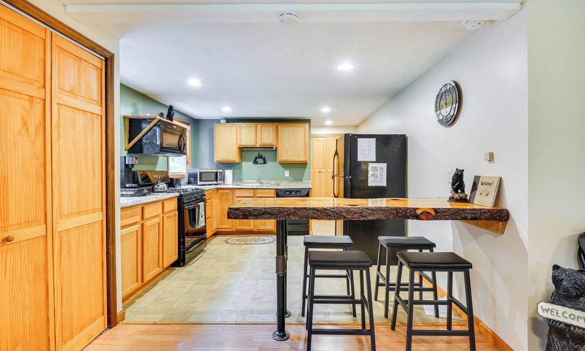 Brantingham Cottage | 1 Mi to Brantingham Lake: New York Getaway!