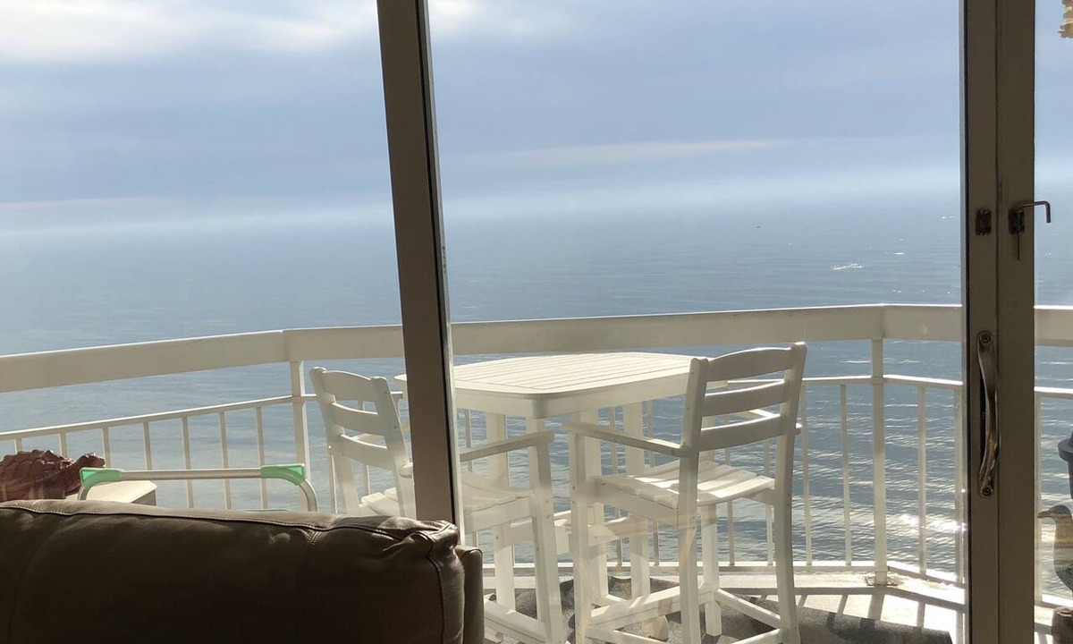 Garden City Condo | 1BR, 2 BA Oceanfront Condo- Unit 1106- Newly Remodeled! Best View on Beach!