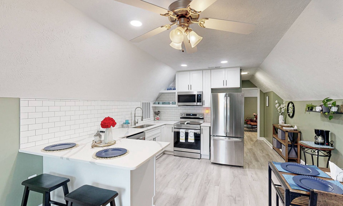 Olivia Cottage | 2nd-floor Unit w/Shared Pool, Playground & Gym
