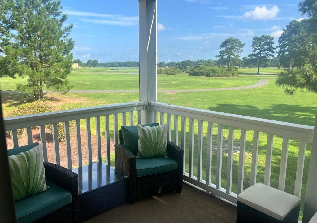 Waterford Plantation Apartment | A Home Away From Home - Amazing Golf Course Views