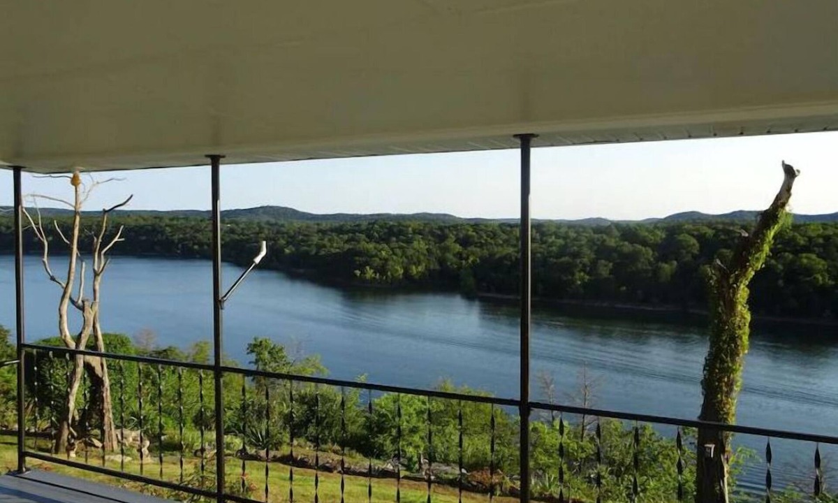 Eagle Rock House | Amazing View! Includes Boat Slip at Eagle Rock Marina!