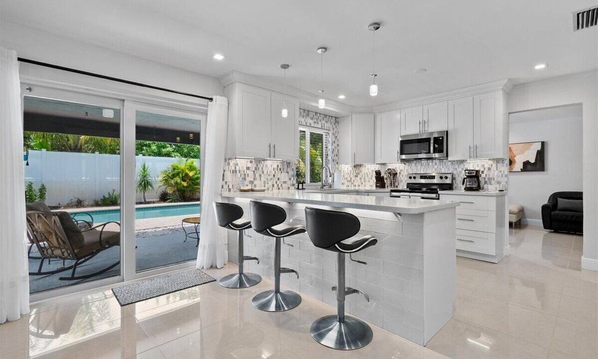 Delray Beach House | Atlantic Escape- Delray Pool Retreat
