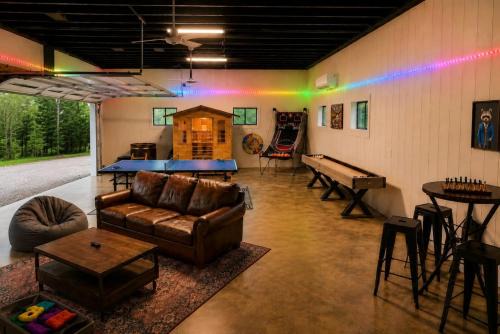 Broken Bow Villa | ATV Trail Cabin Sauna Cold Plunge Arcade