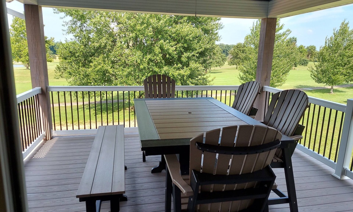 Apple Valley House | Beautiful new home on golf course