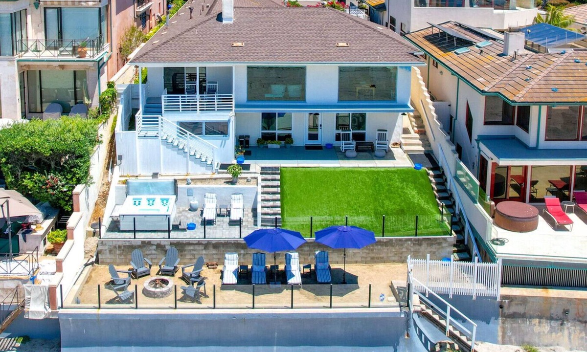 La Jolla Shores House | Blue Sea Villa, Centered in La Jolla Shores!
