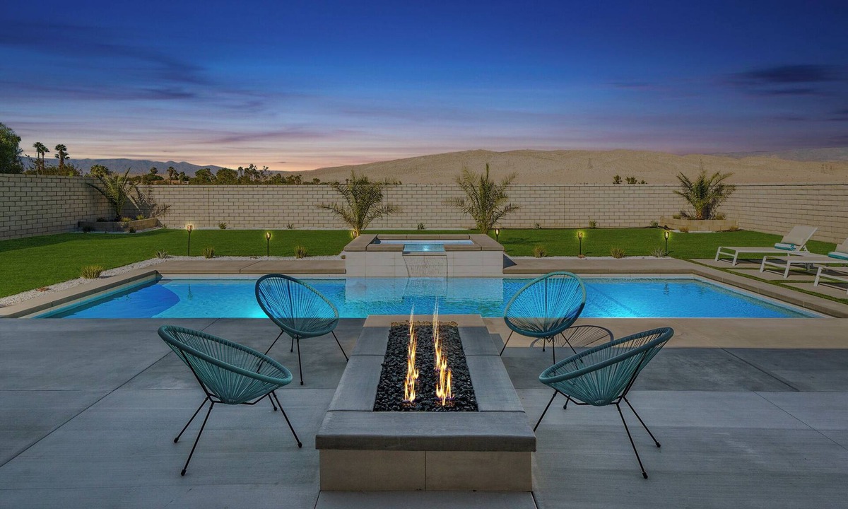 Rancho Mirage House | Brand New Modern Desert Oasis
