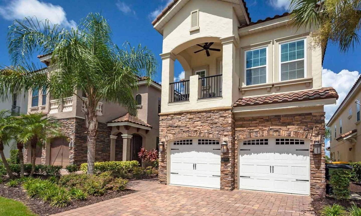 Reunion House | Bright Home with Game Room Theater at Reunion