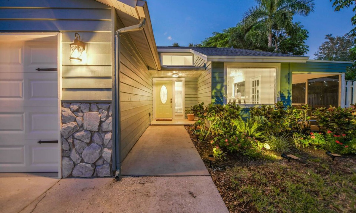 River District House | Casa del Río! Beaches, IMG, Boating & Riverwalk.