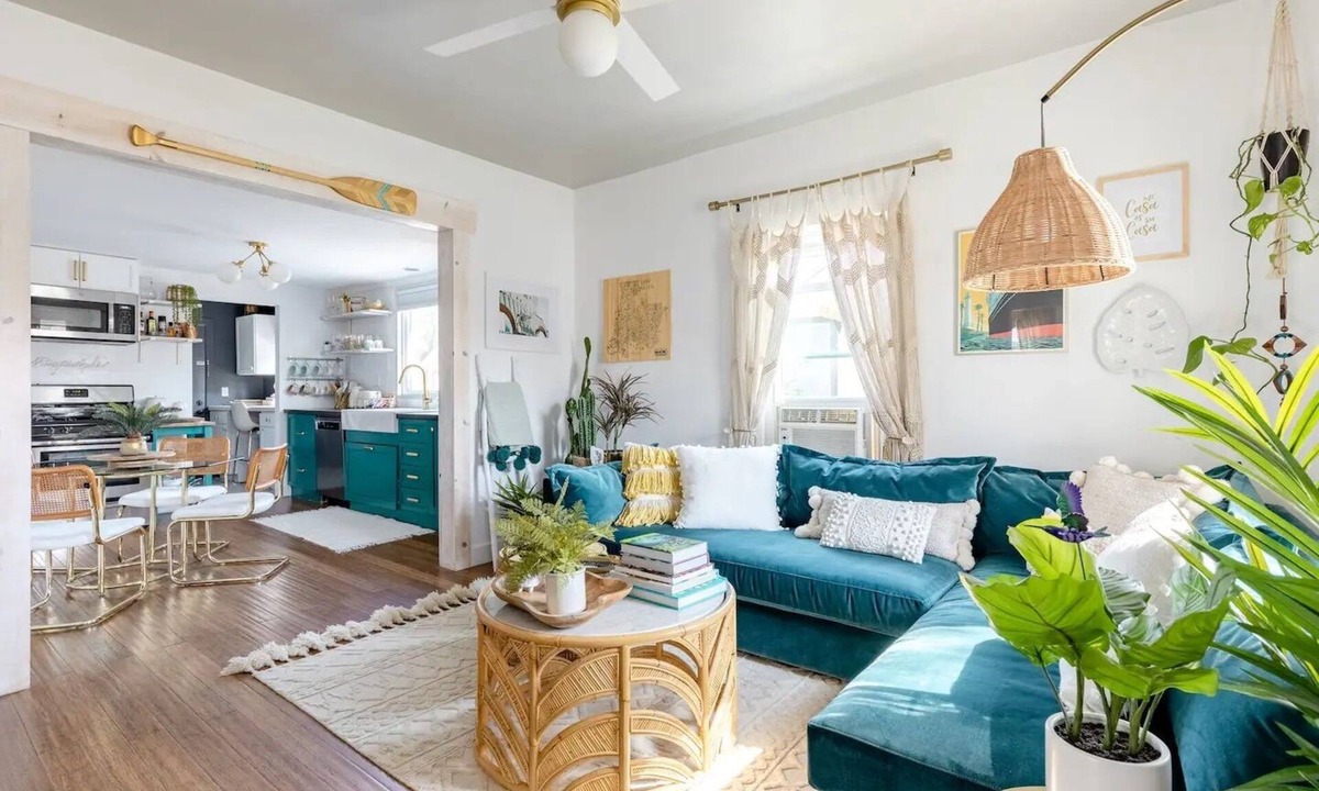 Eastside House | Charming 2-bedroom House with Every Amenity in Quiet, Trendy Neighborhood