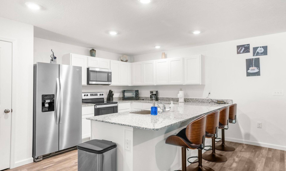 Avis Oaks House | Charming 4-bedroom house with WiFi and AC in pleasant Spring Hill