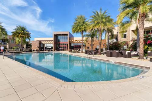 Crestwynd Bay Apartment | Condominium Apartment Close to Disney in Orlando Florida