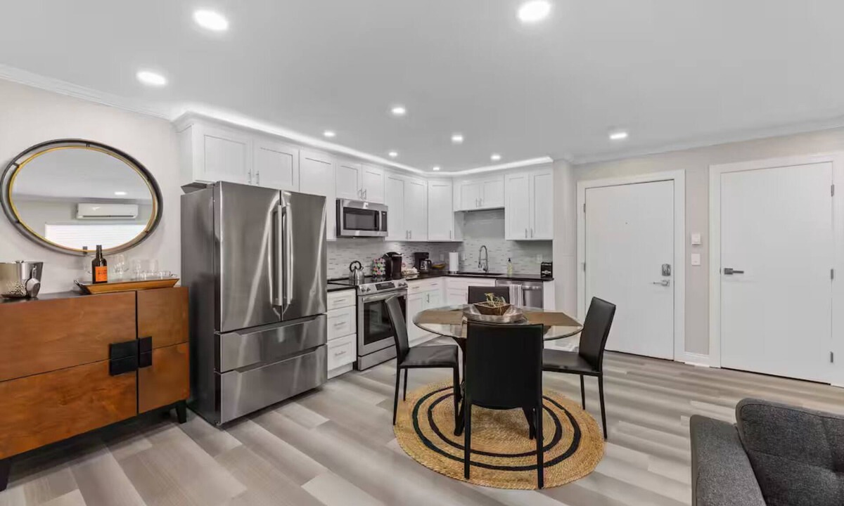 New Richmond Apartment | Contemporary One Bedroom In Beautiful River Town