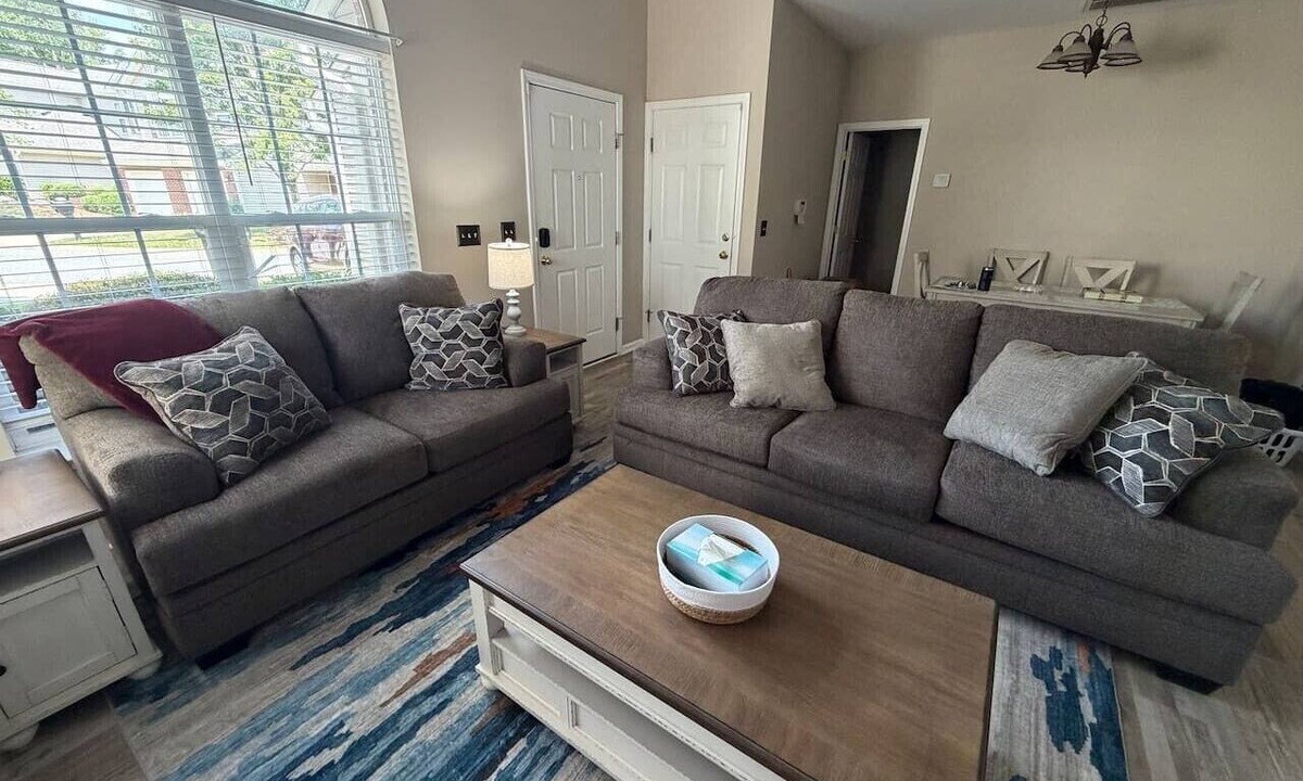 Deep River House | Conveniently located High Point Townhome