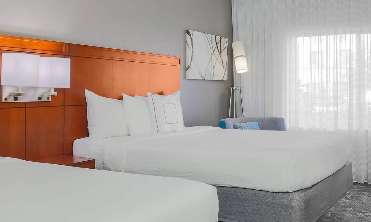 Monroe Hotel | Courtyard by Marriott Monroe Airport