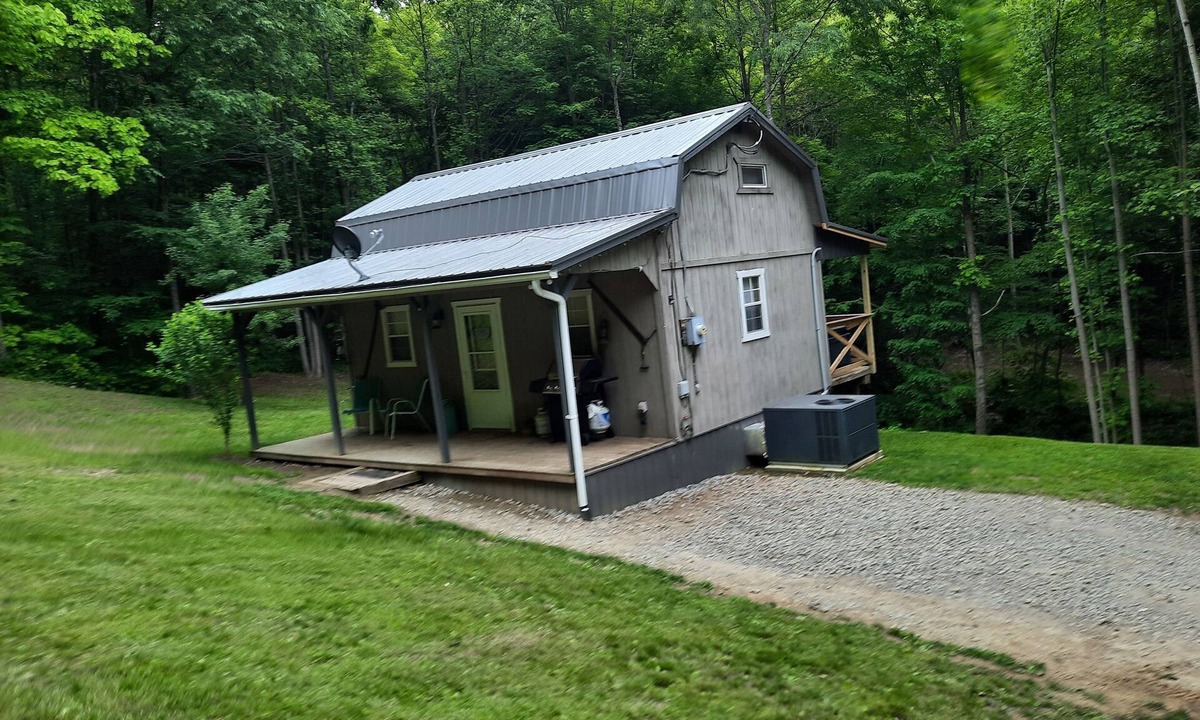 Scio Cabin | Cozy cabin retreat