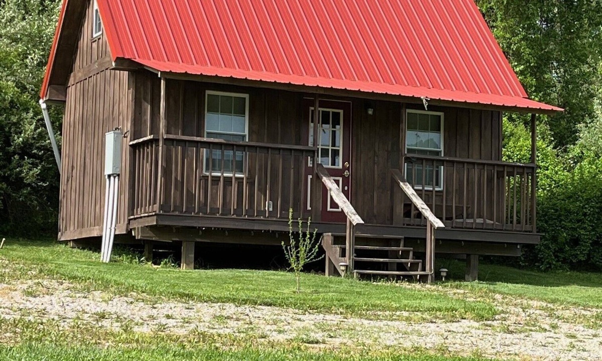 East Fultonham Cabin | Cozy cabin