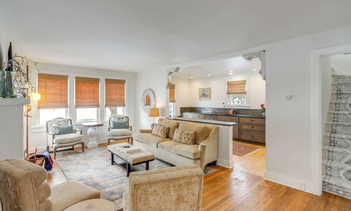 Milan House | Cozy Cottage in Historic Village: Near Cedar Point