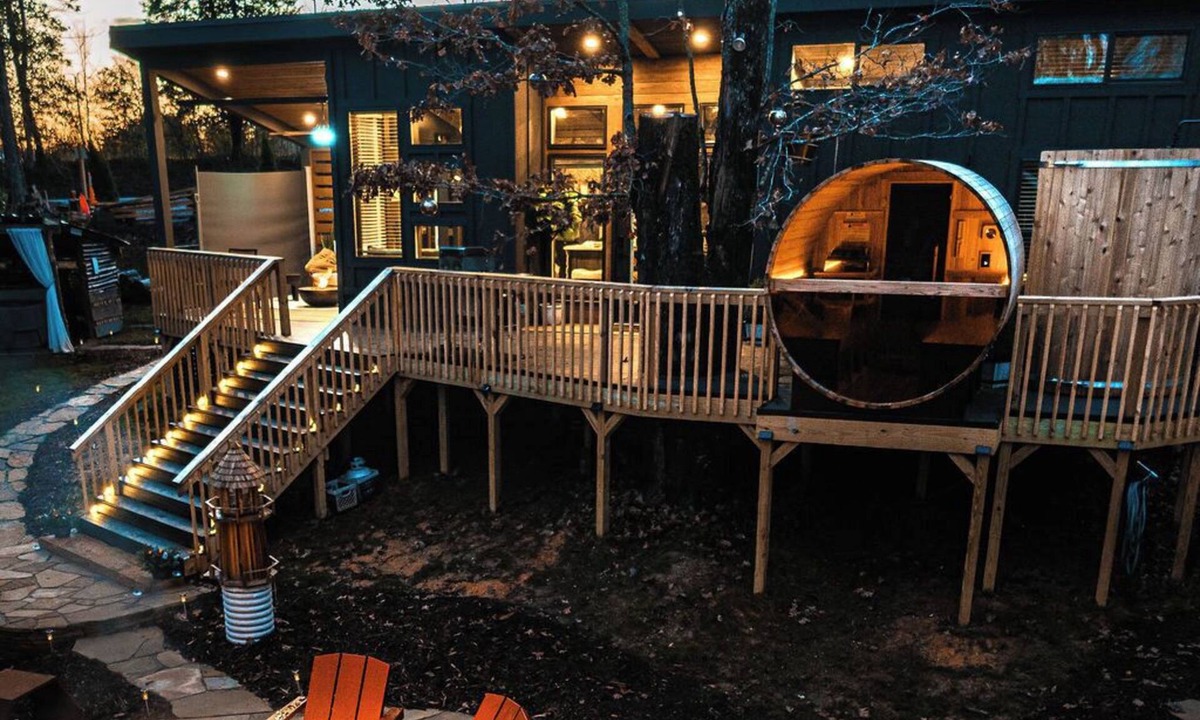Mountain Rest House | Dreamy Mountain Sanctuary—Private Hot Tub, Panoramic Sauna & Firelight
