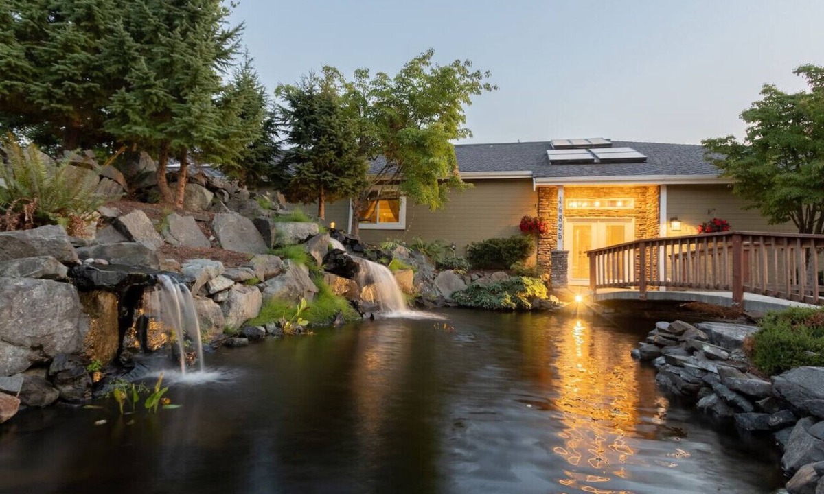 Enumclaw House | Enumclaw Estates House