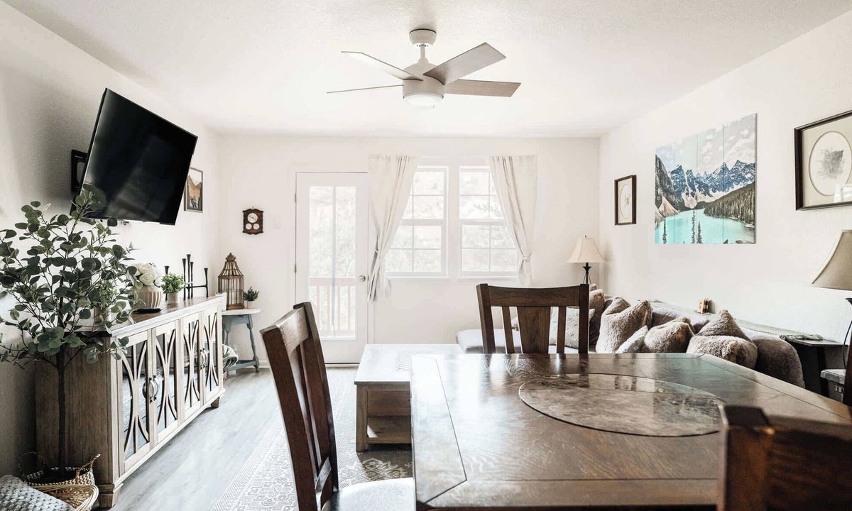 Eagle House | Explore, Relax, Repeat | Riverside Views | Eagle
