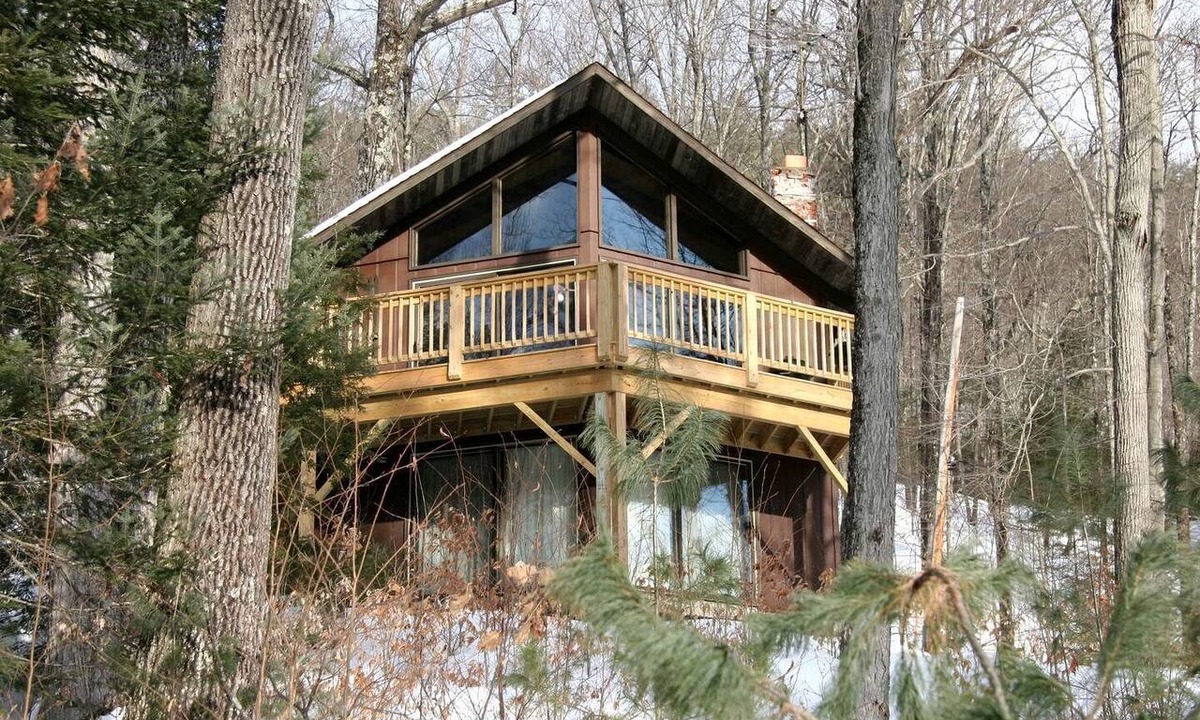 Wevertown Cabin | Fantastic Secluded Cabin with Nice Sights in North Creek, New York