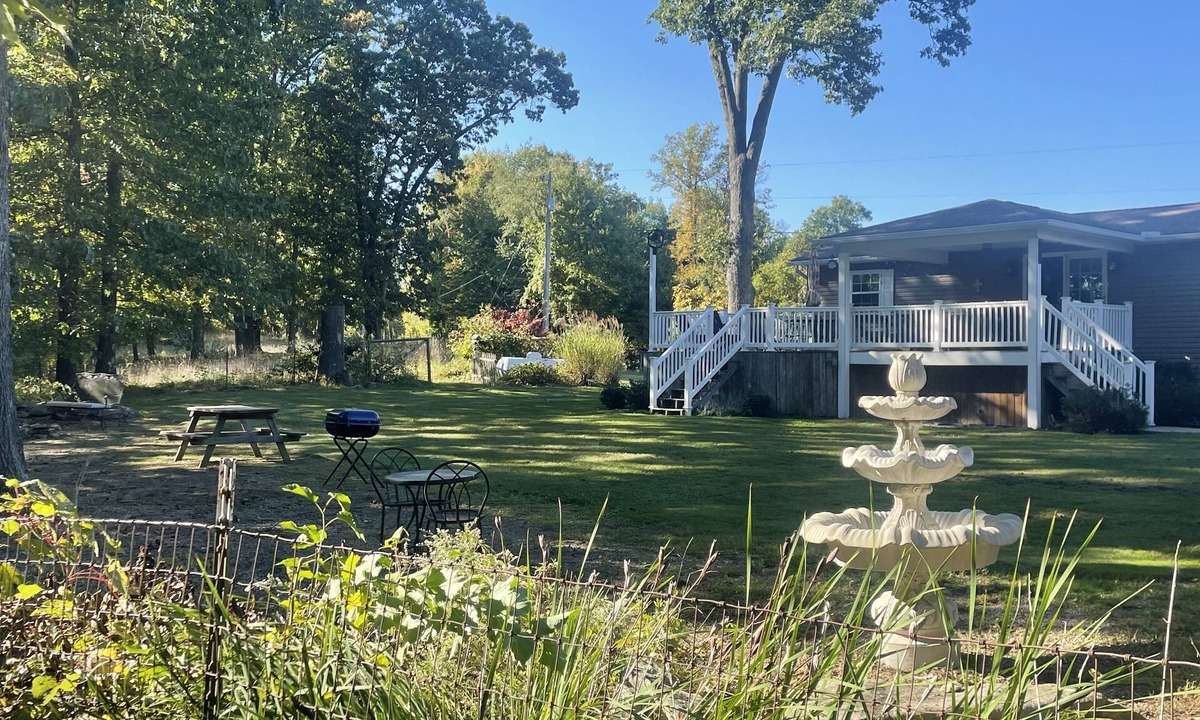 Killbuck House | French Ridge Retreat 25 mins from Amish Country and Mohican area.