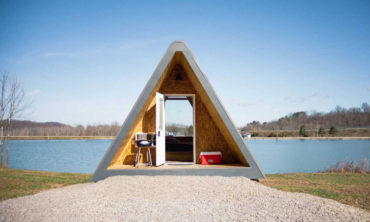 Glamplyfe Nature Experience Lakefront | Kipling