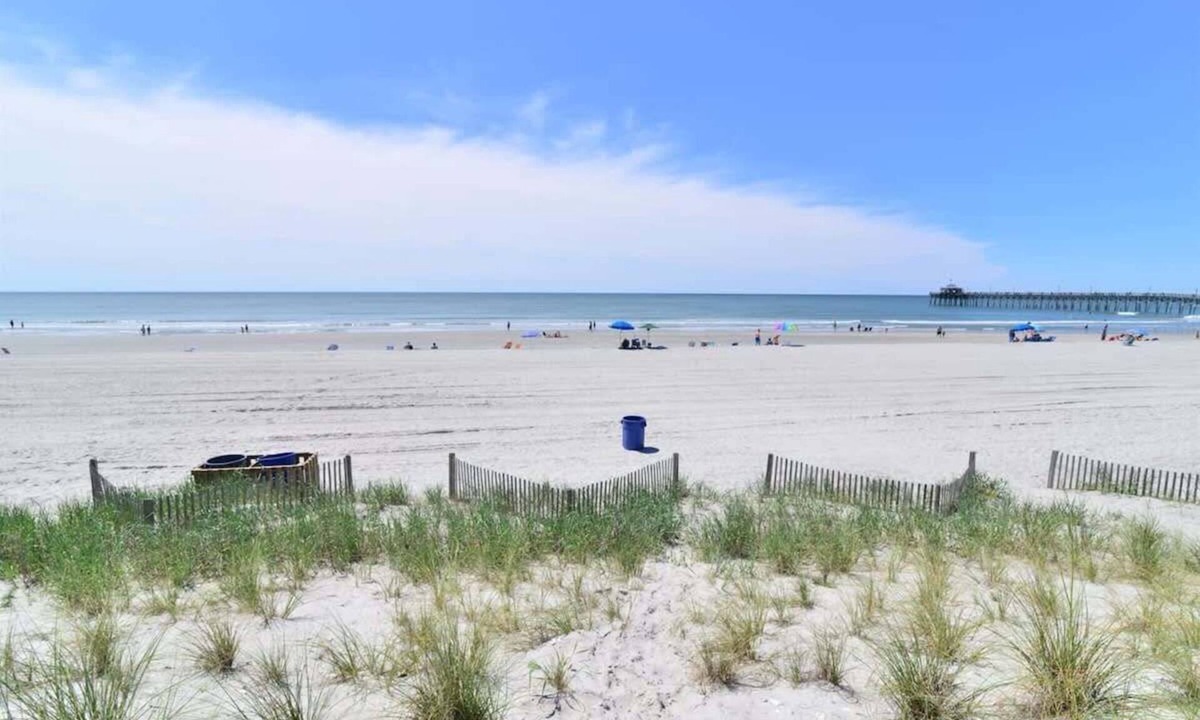 Cherry Grove Beach House | Hazels Child Oceanfront Large Beach House