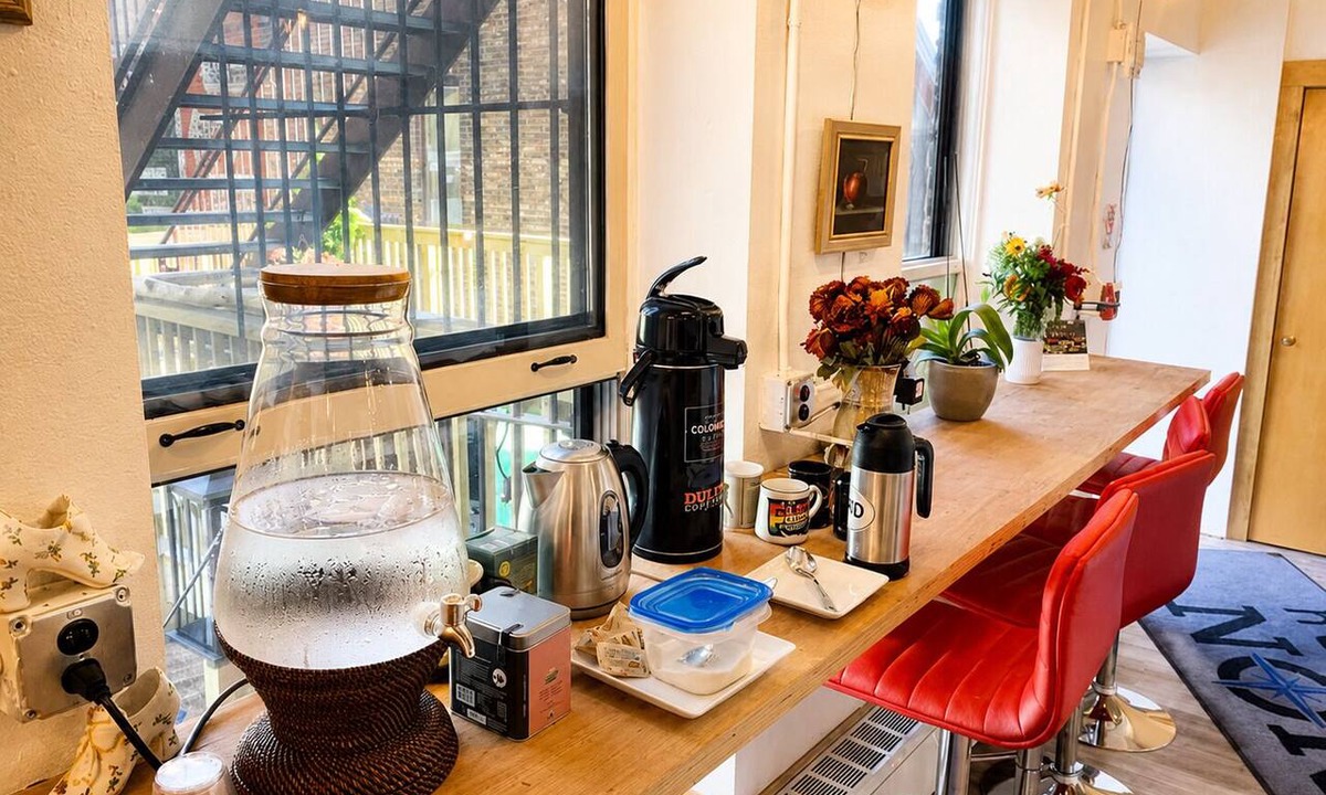 Downtown - Waterfront Hostel | Hostel du Nord
