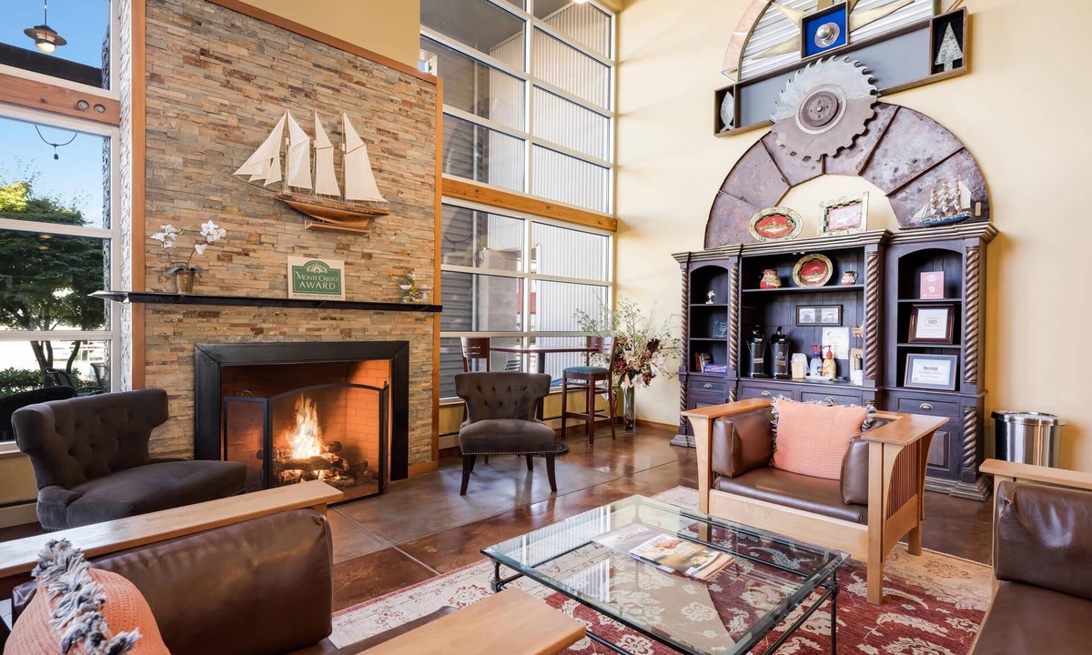 Northwest Everett Hotel | Inn at Port Gardner-Everett Waterfront, an Ascend Collection Hotel