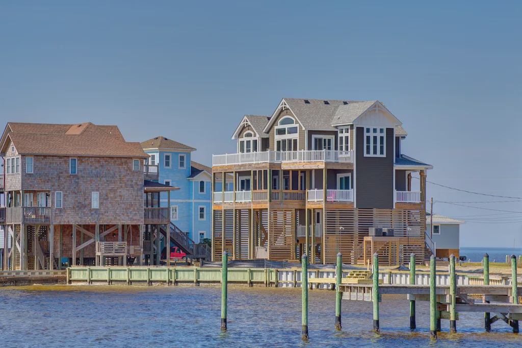 Brigands' Bay House | Liquid Sky - Solid 3 Bedroom SoundFront Home in Frisco