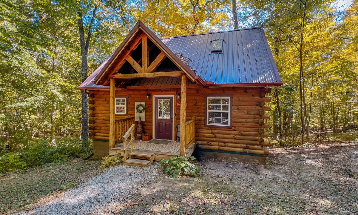Laurelville Cabin | Lovers Loft Cabin in Hocking Hills