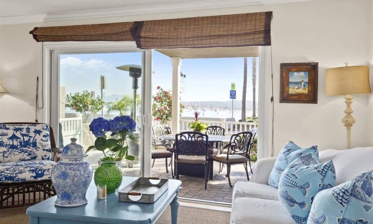 Balboa Peninsula House | LUX Beachfront Casa de Balboa 227 - Best Location