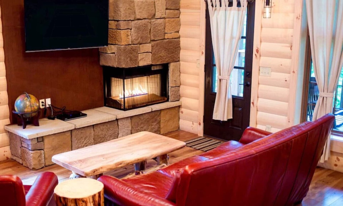 Treehouse | Millersburg