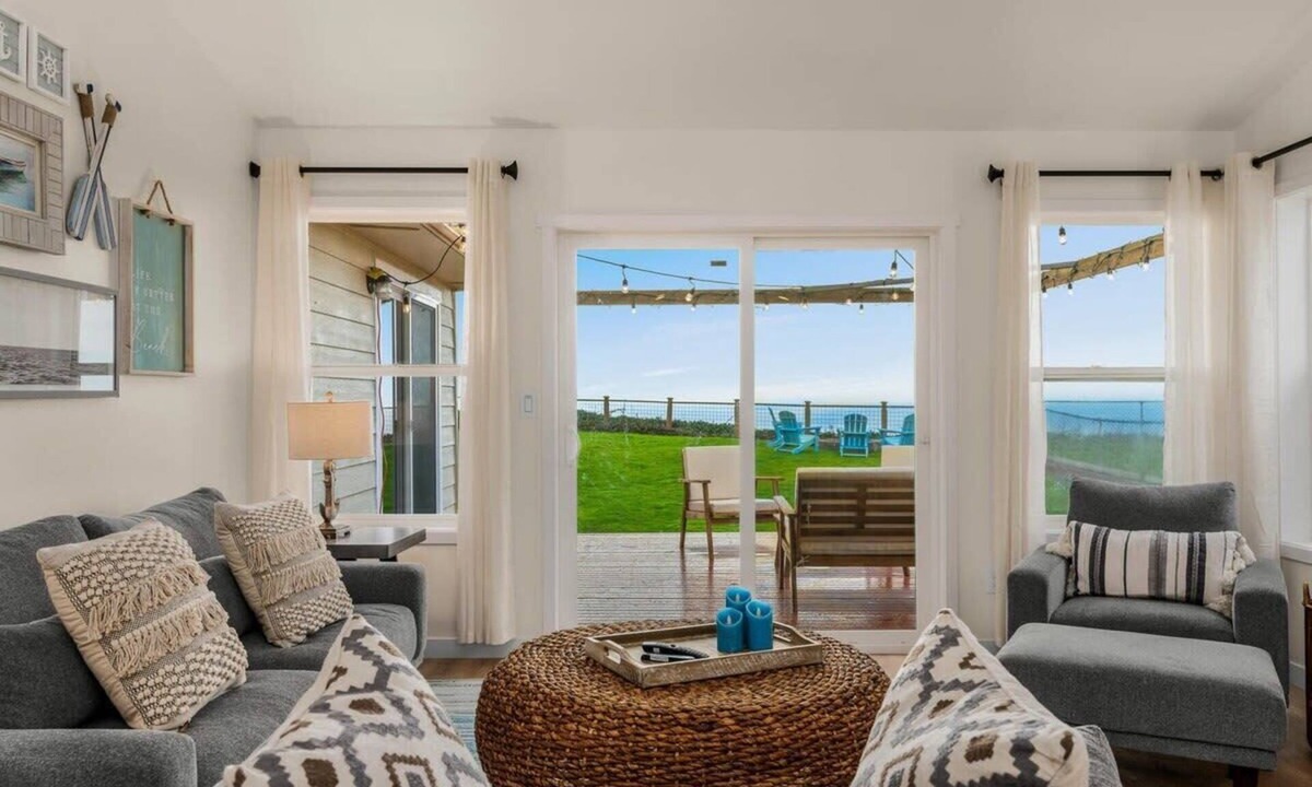 Oak Harbor Cottage | @ Marbella Lane Wave HS W/ev Charger, Oceanfront!