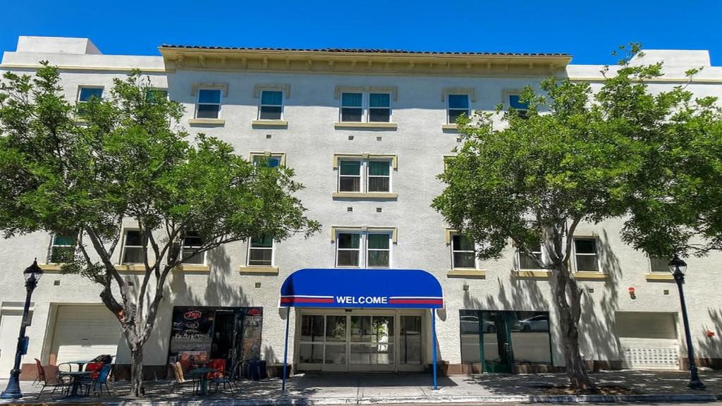 Cortez Hill Hotel | Motel 6-San Diego, CA - Downtown