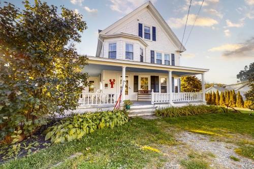 Boothbay Harbor House | Multi-unit with oar & boat house with private dock & kayaks