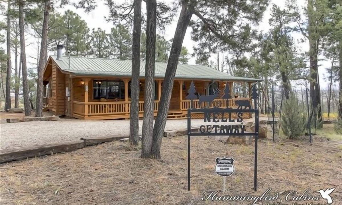Alto Cabin | Nell's Getaway | Your Elite Woodland Escape w/Wildlife, Comfort & Serenity