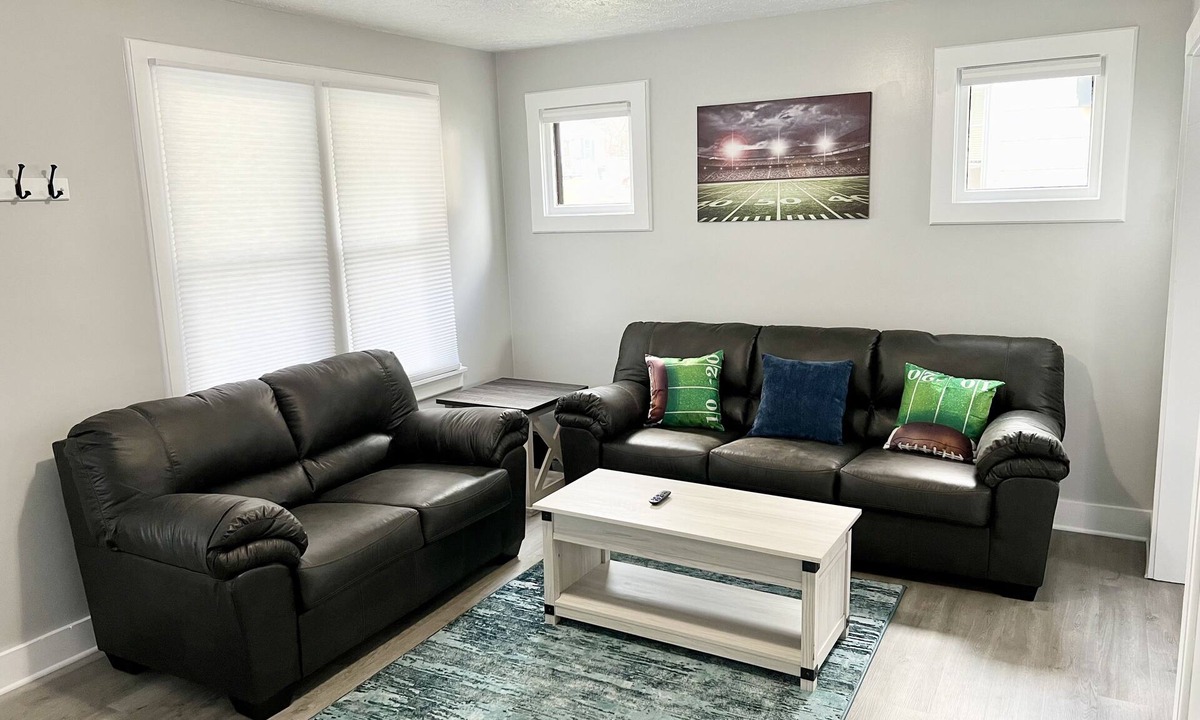 Canton House | NEW! Private Home in Canton! Pro Football Hall of Fame!