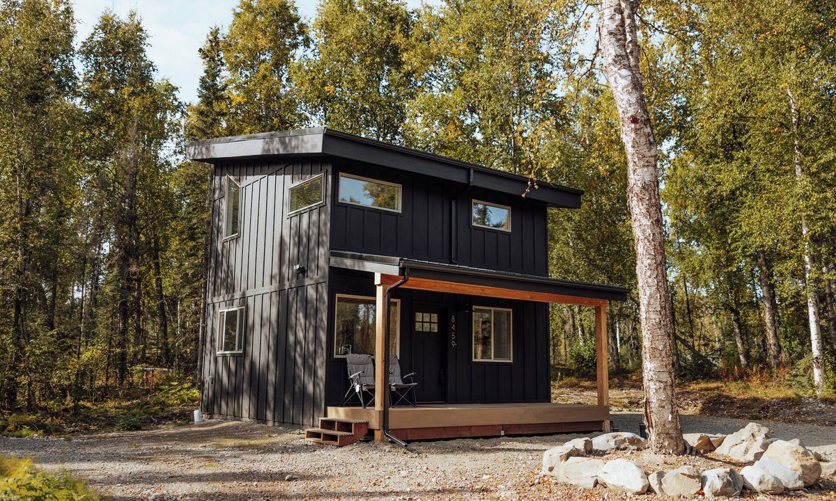 Knik-Fairview Cabin | Nordic Cabin in Alaska: Fiber WiFi + Close to Town