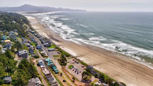 Oceanside Hotel | Oceanside Ocean Front Cabins