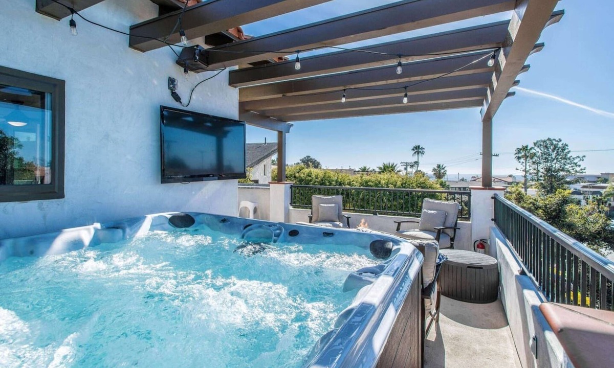 San Clemente Apartment | Oceanview Penthouse HotTub Walk to Village/Beach