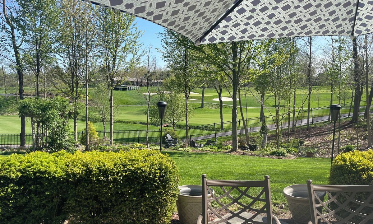 Dublin House | On the course! Rental for The Memorial Tournament. 7,000 sq ft. Bar!
