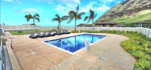 Makaha Valley House | Paradise Ohana Ocean View Oasis with community Pool, Spa, Gym and Rec Area with PingPong, Air Hockey and Foosball