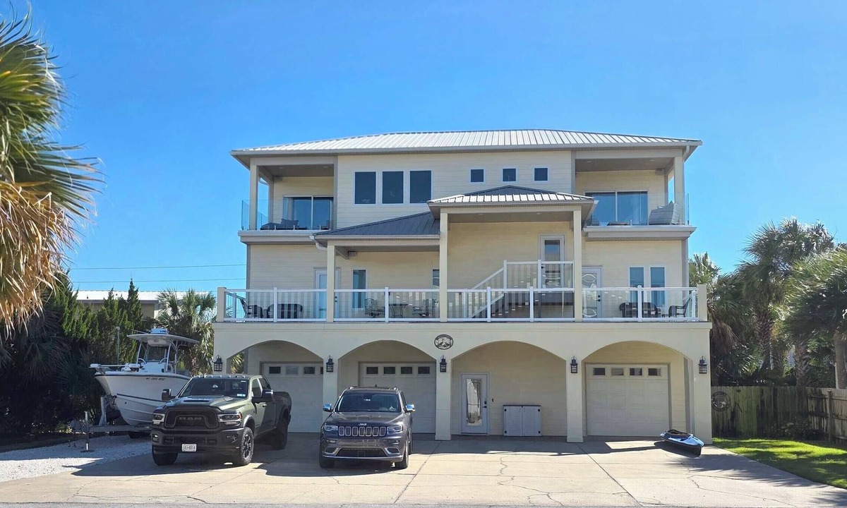 Villa Primera House | Pensacola Beach 🌴 Bella Vista | Gulf and Sound Views + Boat/Trailer Parking