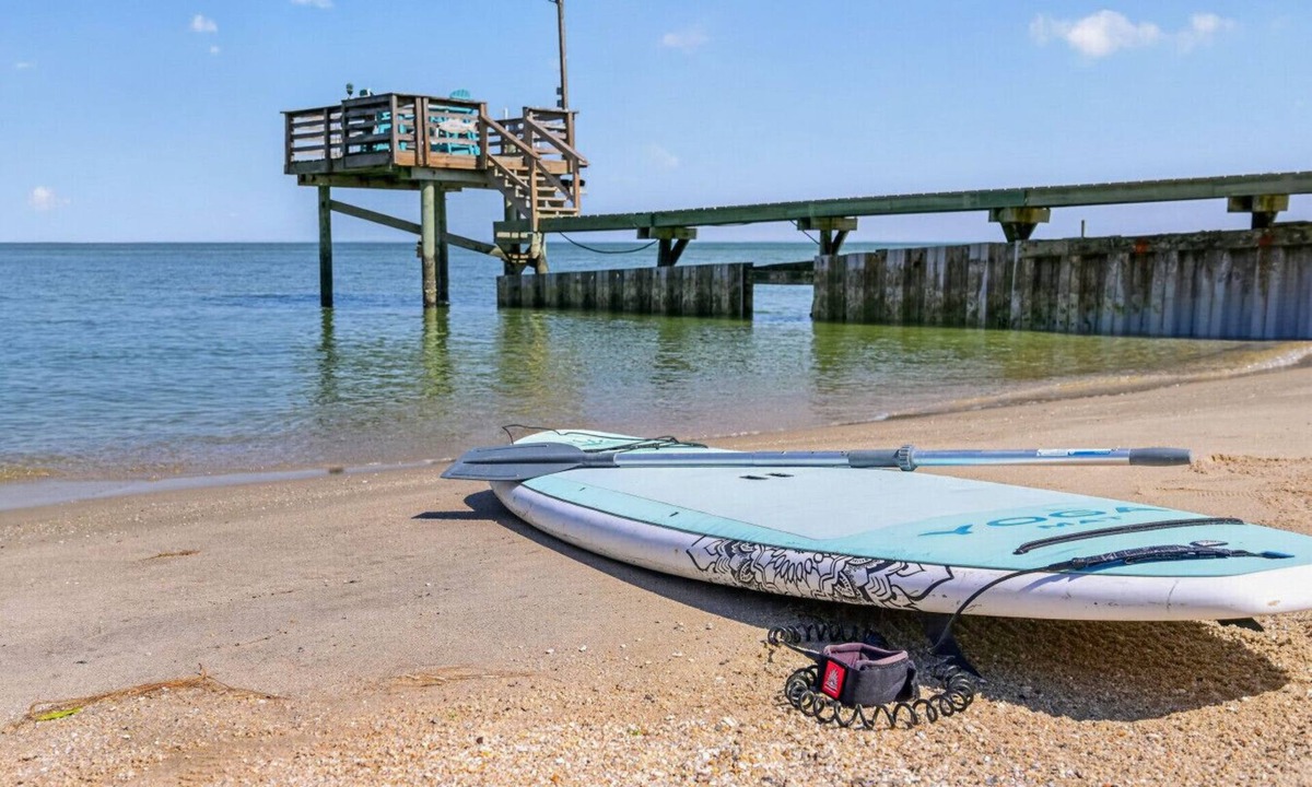 Gwynn House | Private Sandy Beach & Chesapeake Bay Sunsets