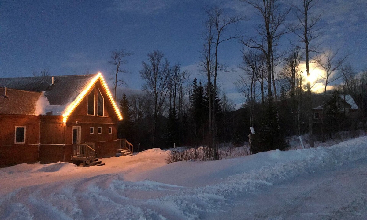 Rangeley Ski Chalet | Private Chalet on Saddleback Mountain Ski Resort - Ski In/Ski Out