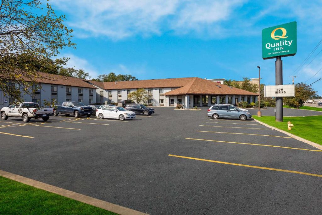 Ashland Hotel | Quality Inn Ashland East