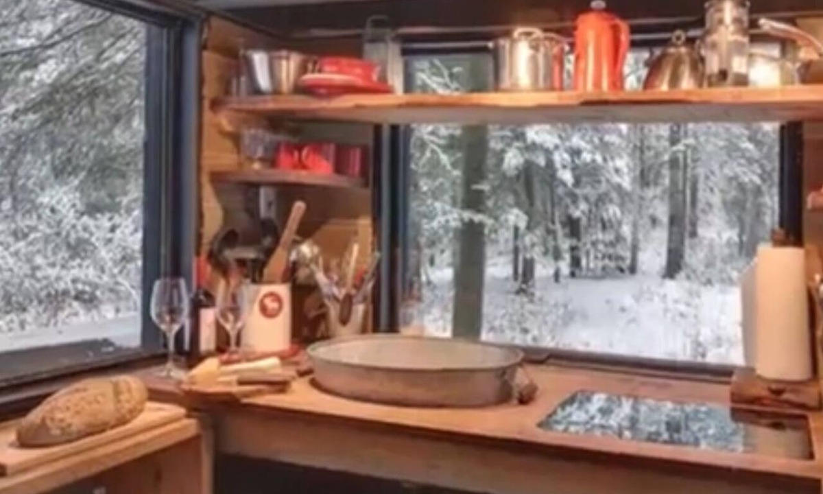 Cantley Cabin | Rustic Micro-Cabin | Private Lake | Nature | Unique