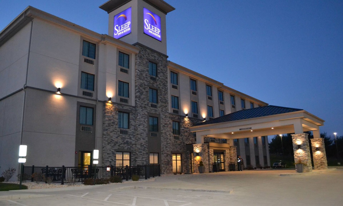 Lafferty Hotel | Sleep Inn & Suites Belmont/St. Clairsville